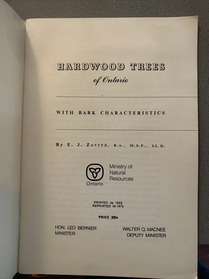 Hardwood Trees of Ontario- with Bark Characteristics - Image 3 of 4