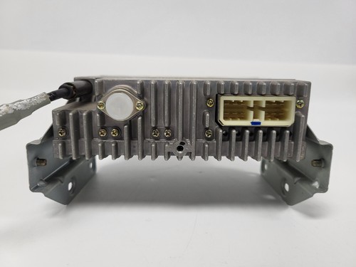Vintage 1980's Mitsubishi AR-9377-3 Car AM/FM Radio (Powers On) - Picture 14 of 20