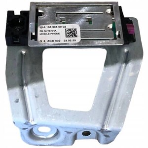 MERCEDES W156 ANTENNENVERSTÄRKER 1569050902