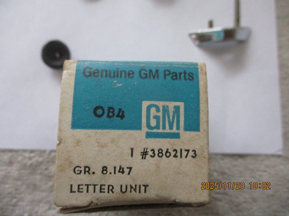 KIT DE CARTA PARA-LAMA DIANTEIRO CHEVROLET IMPALA 1965-1966 - PEÇA N°. 3862173 - Imagem 2 de 4