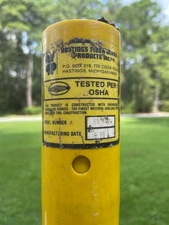 Hastings Fiberglass Tel-O-Pole 50" USED