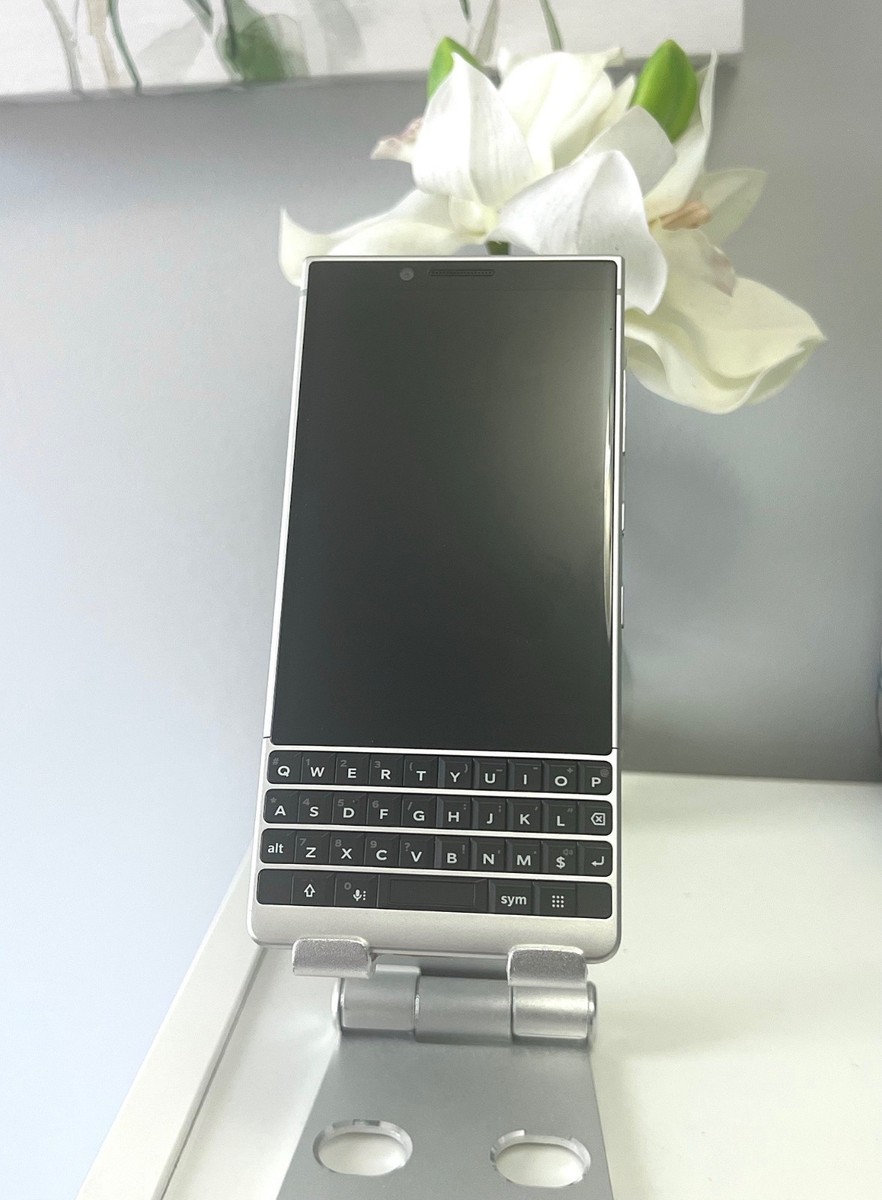 Blackberry KEY2 6GB 64GB silver SIMフリー Blackberry KEY2 6GB 64GB silver SIMフリー