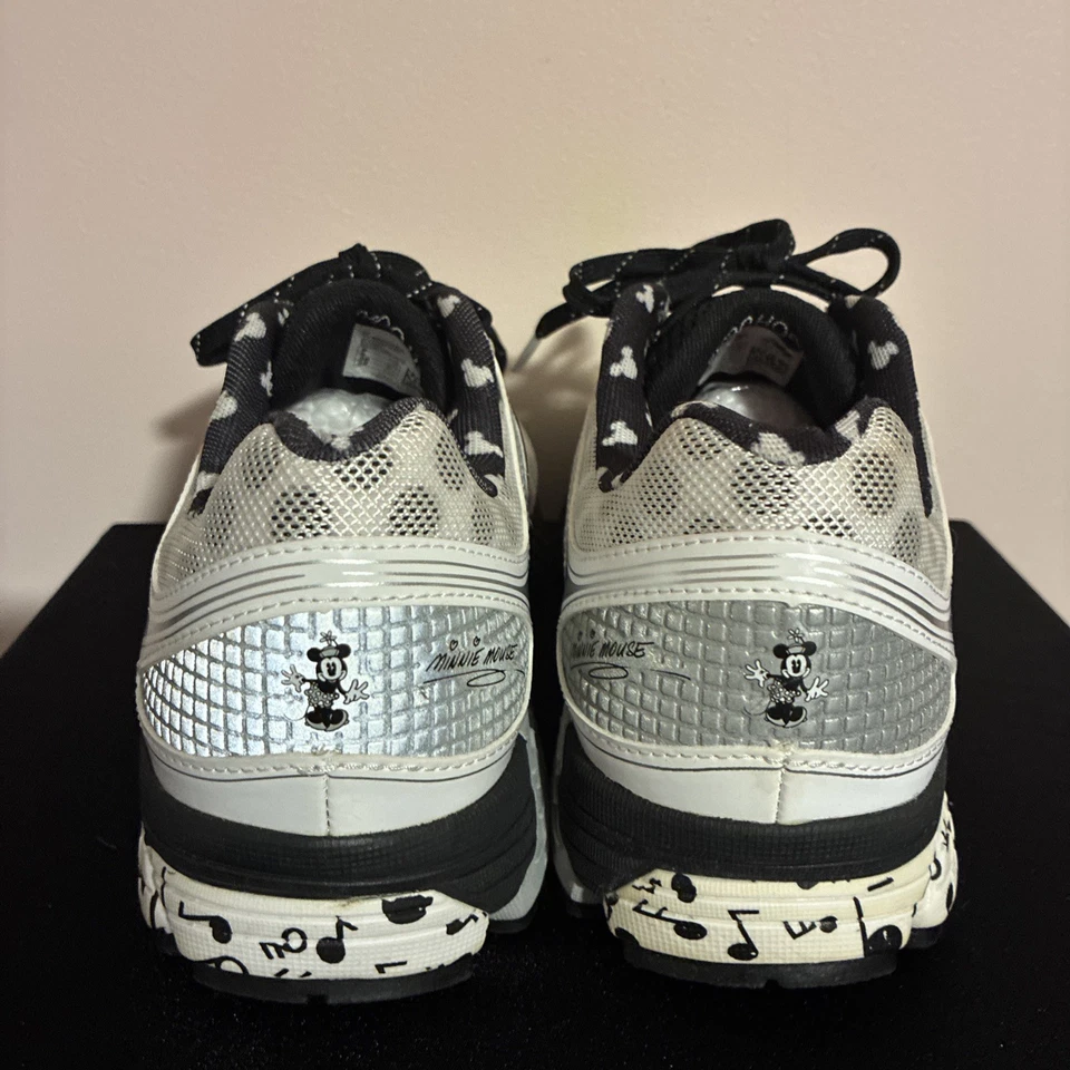New Balance 860 Disney Run Minnie Mouse 2015 ZAPATOS RAROS Talla 8 EE. UU. NUEVOS sin CAJA Foto 4 de 4