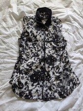 Maurices Women's Size Medium Sheer Black And White Floral Sleeveless Blouse