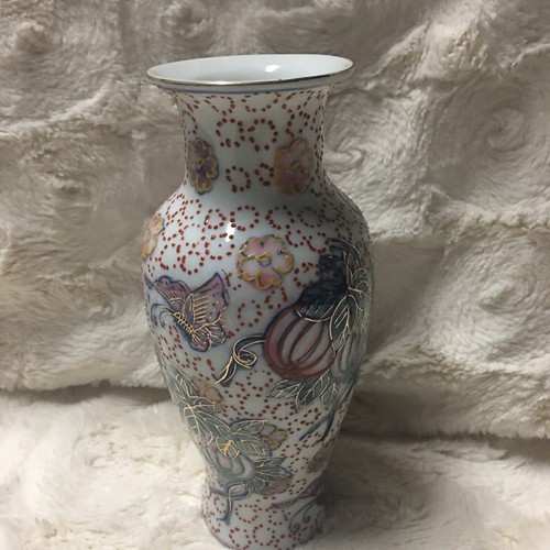 Vintage Porcelain Chinese Butterfly Satsuma Cloisonn Hand Painted PotteryVase 7” - Picture 4 of 12