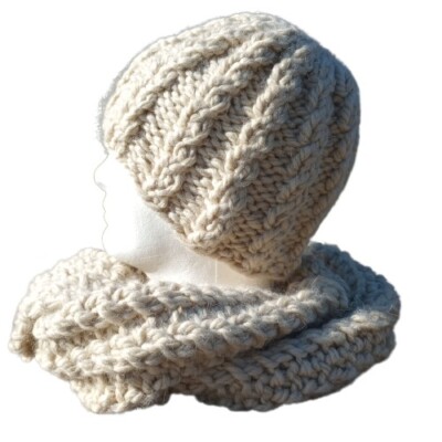 Womens Handmade Alpaca Beanie Hat and Scarf Set Beige Cable  display picture 2