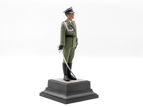 Kit modelo de plástico a escala 1/16 oficial representante del regimiento polaco ICM 16010 - Imagen 11 de 11