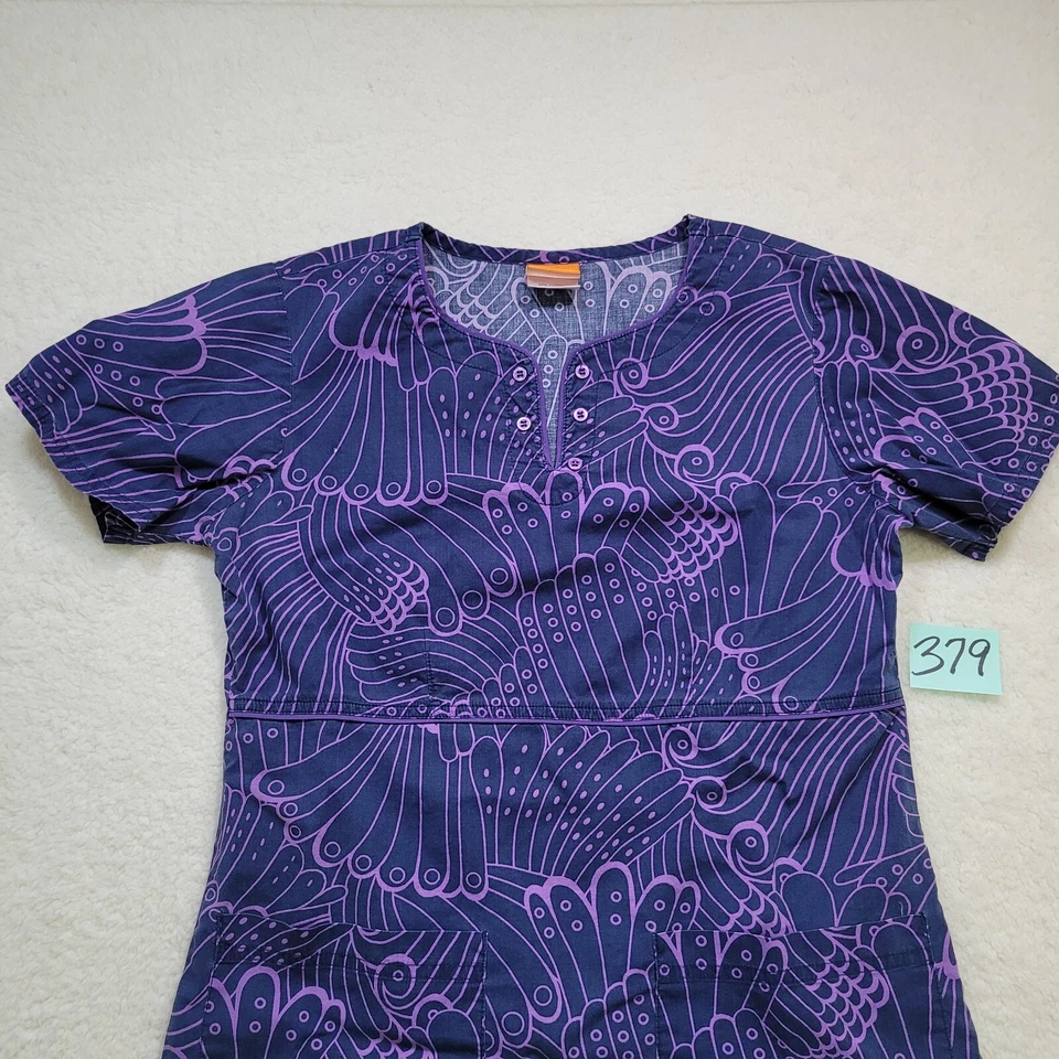 NRG By Barco Scrub Top Women's XS Fitted Pockets Blue Purple Buttons Pre-owned - Image 3 of 4