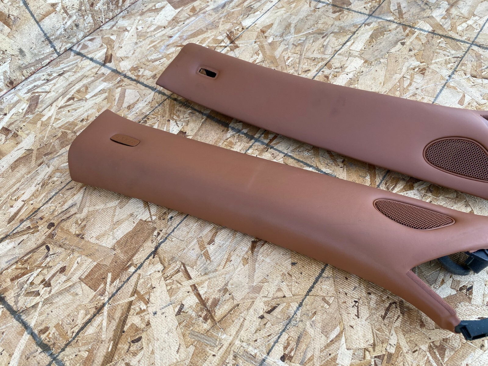 BENTLEY FLYING SPUR (06-08) SET LEFT RIGHT A PILLAR PILLARS OEM CAMEL 