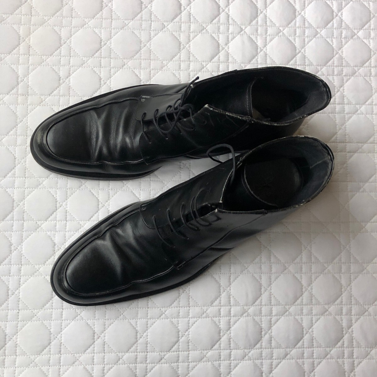 GIANNI VERSACE 1535 BLACK ITALIAN SUEDE MEN\'S ANKLE BOOTS 7M $370 NWT GIANNI VERSACE Vintage Authentic Black Leather Medusa Shoes  main image 2