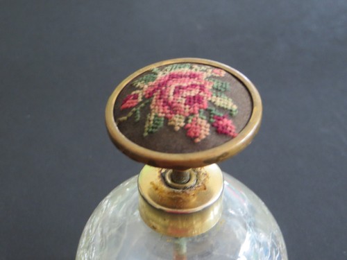 Vintage Glass Perfume Bottle Empty with Needle Point Atomizer - Picture 2 of 10