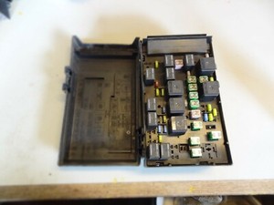2003 03 04 05 Dodge Grand Caravan Chrysler Town And ... 2003 chrysler town amp country fuse box layout 