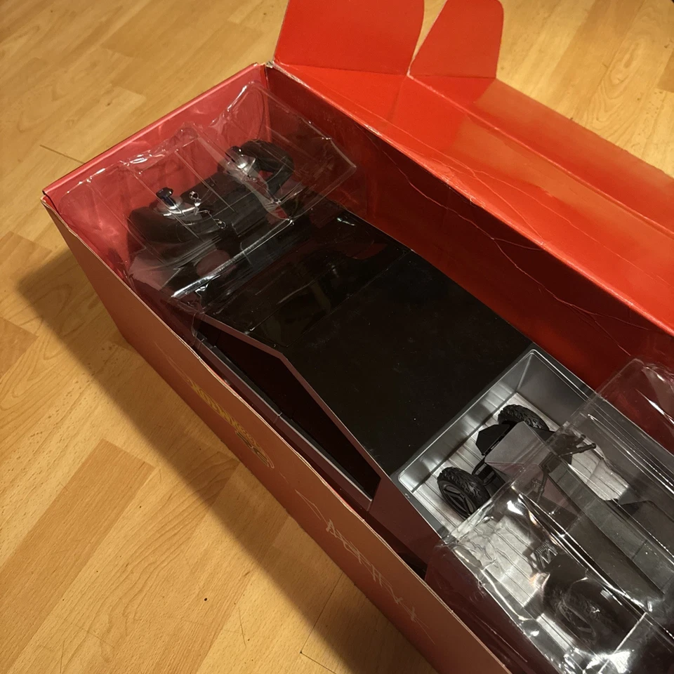 Hot Wheels Tesla Cybertruck Limited Edition  - Bild 4 von 4