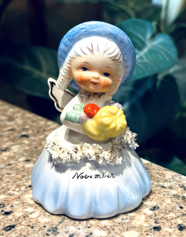 Vintage 1956 Napco November Angel Birthday Figurine Bell Spaghetti Trim Japan