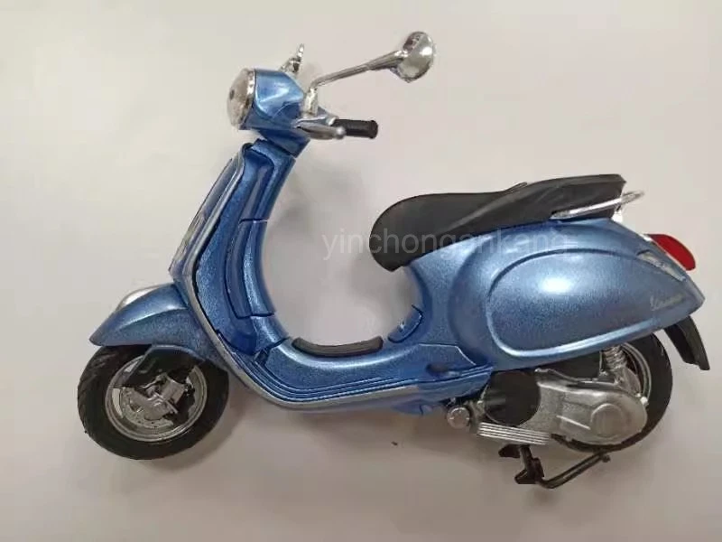 NEWRAY 1:12 VESPA 150 GS blue - Image 3 of 4