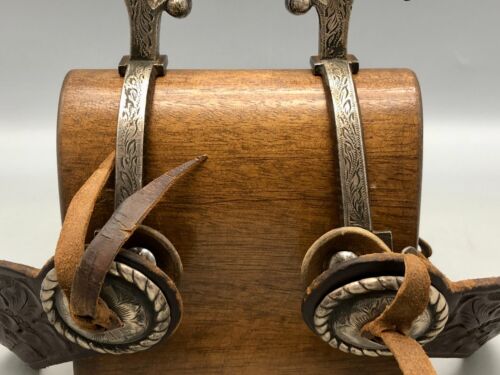Spanish Style Spurs With Drop Shanks And Silver Mountings - Picture 3 of 14