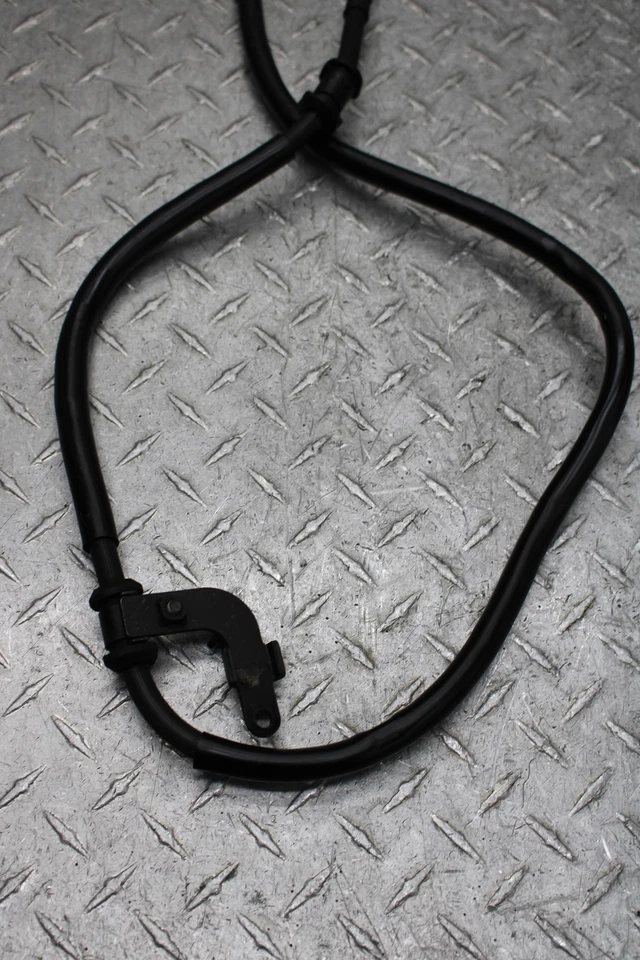 2001 HONDA SHADOW ACE 750 VT750CD DELUXE FRONT BRAKE CALIPER HOSE 45126-MBA-J11 - Image 3 of 4