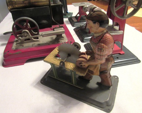 ANTIQUE TOY STEAM ENGINE & 7 MACHINES US ZONE GERMANY - Picture 16 of 17