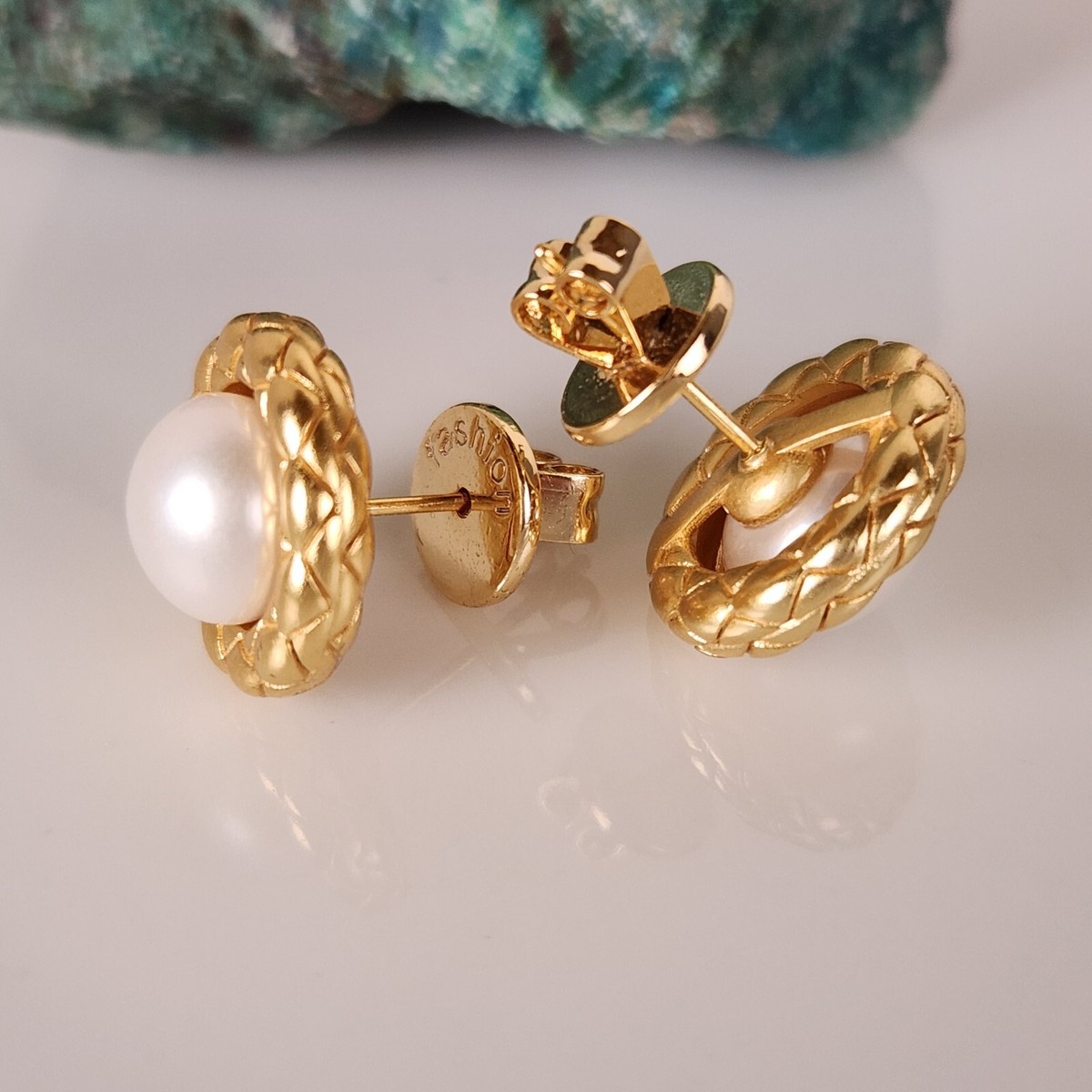 Natural White 8.5mm Pearl Hola DC Stud Earring 14K Gold