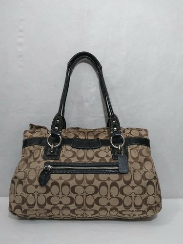 hallie shoulder bolsa in signature canvas red