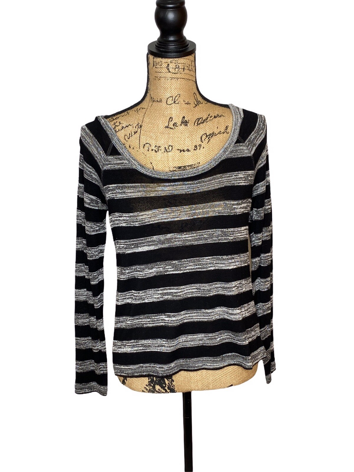 FOREVER 21 Shirt Top Small Women's Black Grey Striped Long Sleeve