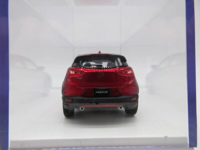 Mazda CX-3 ミニカー 赤 1/43 Mazda CX-3 ミニカー 赤 1/43 Red / Blue / Silver 1:43 Scale
