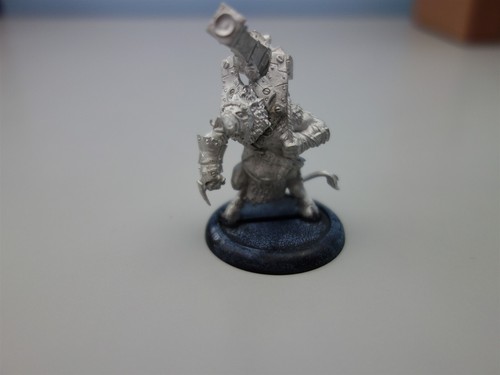 Hordes: Minions - Gun Boar (prensa corsaria sin pintar) - Imagen 3 de 4