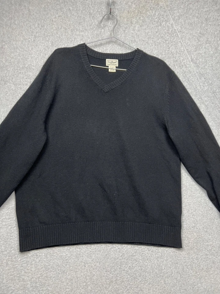 LL Beans Cashmere V-Neck Knit Pullover Sweater Mens XL Black Classic Simple - Image 2 of 4