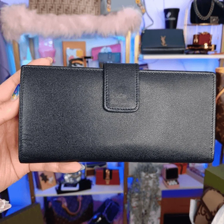 Cartera Gucci Vintage Azul Oscuro Medianoche Cera Cuero de Becerro Dorado Bloqueo Giratorio con Caja Foto 4 de 4