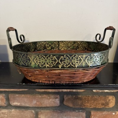 Wicker and metal basket / fruit / trinket / centerpiece Brown 12 