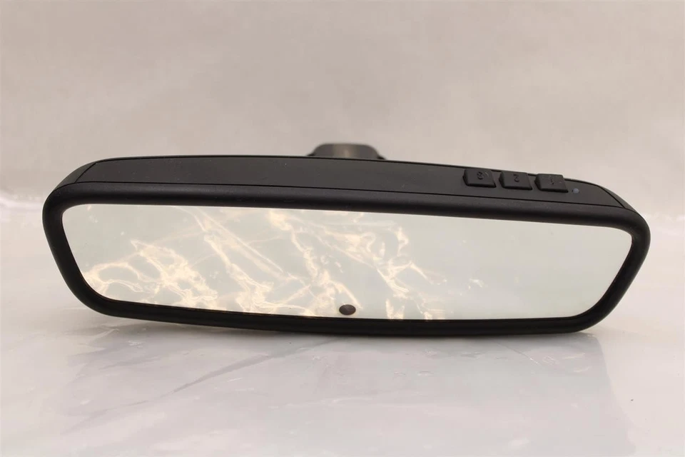 Used Front Center Interior Rear View Mirror fits: 2016 Land rover Discovery spor - Image 2 of 4