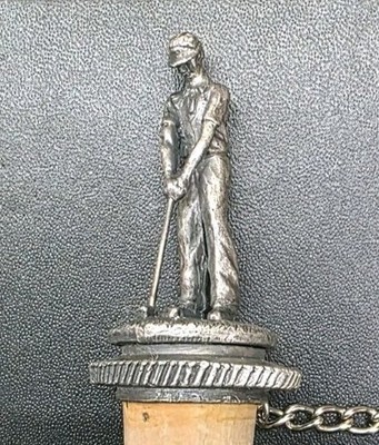 Pewter Putting Golfer, Themed Wine Stopper Cork w/ Lanyard