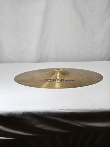 Zildjian ZHT Rock Crash 16 Inch Cymbal 40Cm Made In USA - Picture 4 of 6