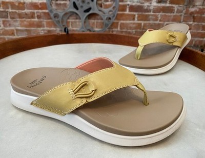 Earth Origins Yellow Thong Sandals Dania New Travel