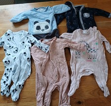 Kleiderpaket Strampler Mit Füßen Schlafanz�...