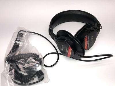 Sony MDR-V6 Dynamic Stereo Headphones for DIGITAL (need new cushions) - VGC