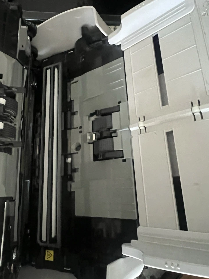 Escáner de documentos Fujitsu fi-7160 con bandeja PA03670-B055 - Probado funcionando Foto 4 de 4