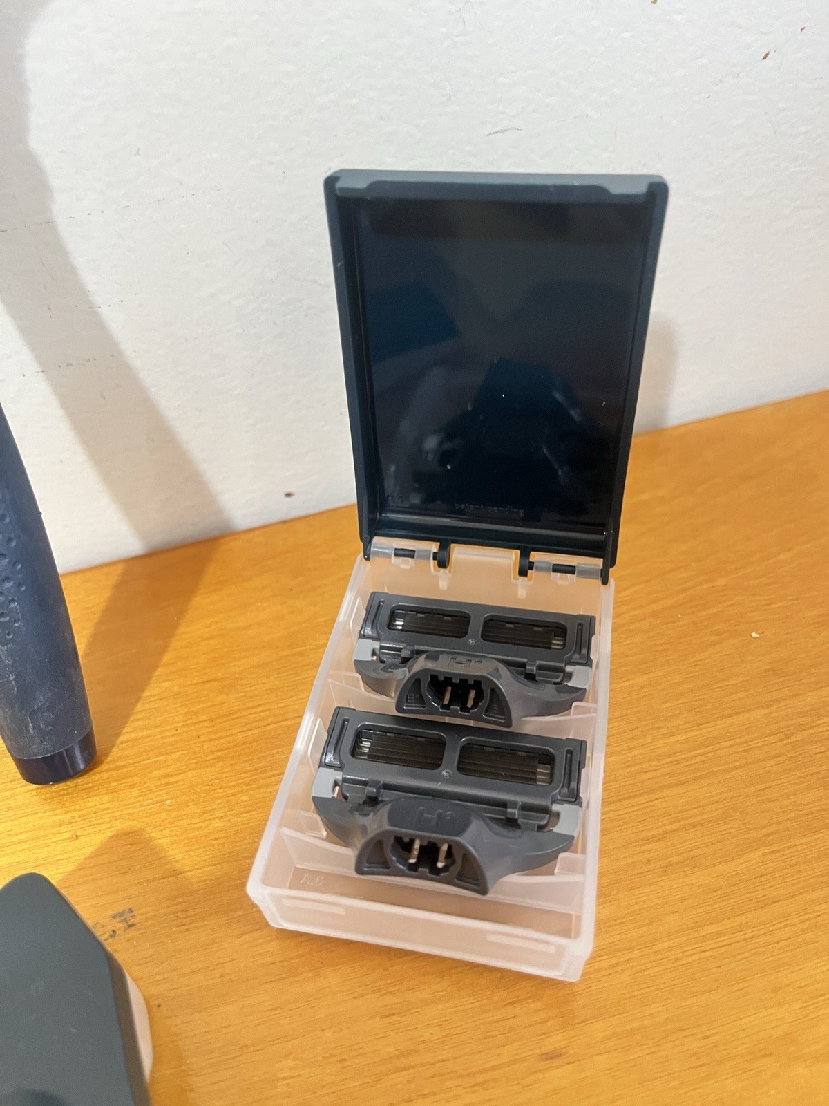 NEW, Harry's Razor with 5 Blade 1Cartridges -navy Blue (Lt. Blue) Free Shipping！