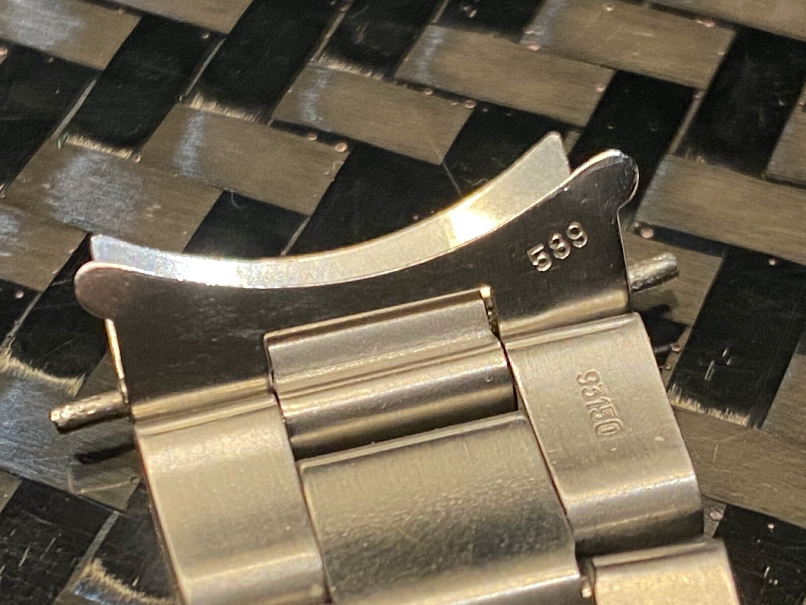 Very 589 Tudor Ends