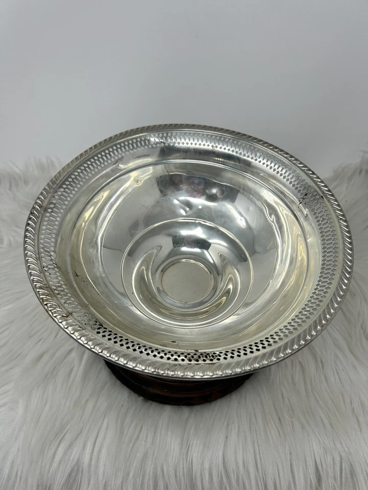 Cuenco con patas de compota con borde perforado de plata esterlina ponderado Preisner 77 Foto 3 de 4