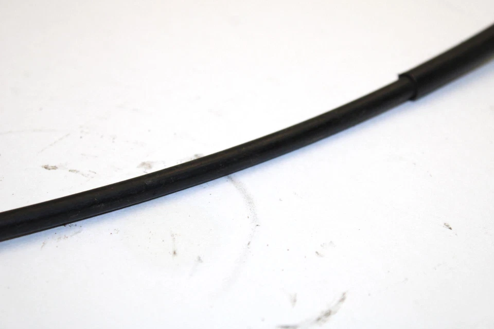 Línea de cable de freno OEM Yamaha 8AB-26340-01-00 Q1581 Foto 3 de 4
