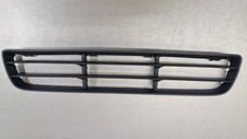 Original VW Bora Lüftungsgitter in der Stoßstange vorn Mitte PVC 1J5853677C B41