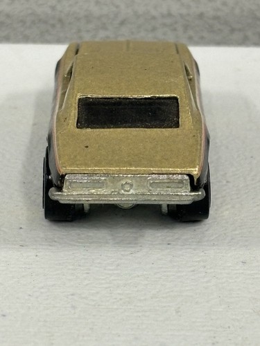 Vintage 1982 Hot Wheels 1967 Camaro Gold And Black Mattel Diecast Car RARE - Picture 7 of 9