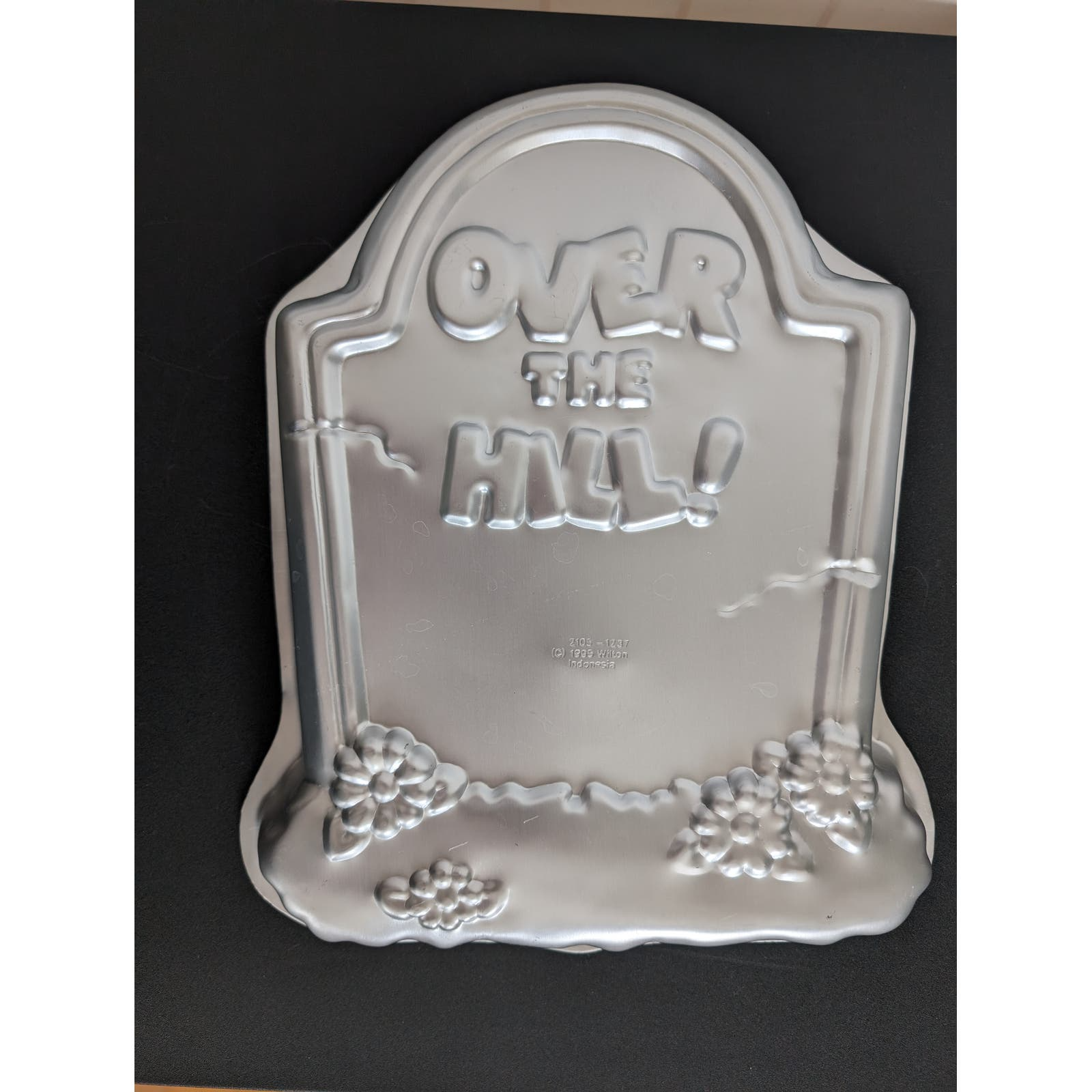 Wilton Vintage 1995 Cake Pan Over the Hill Tombstone Novelty Birthday Cake Mold eBay
