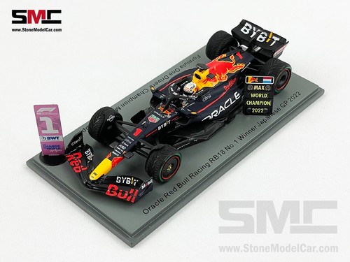 Red Bull F1 RB18 #1 Max Verstappen Japan GP 2022 World Champion 1:43 Spark S8551 - Picture 11 of 12