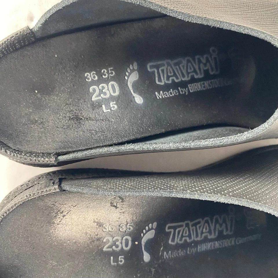 Sandalias zuecos sin cordones Tatami Birkenstock para mujer talla 36 textura estampada Foto 3 de 4