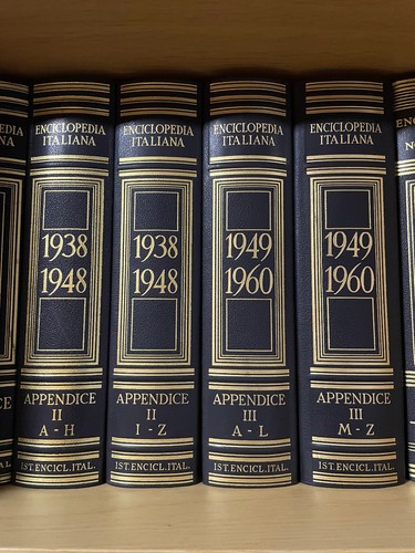 enciclopedia italiana treccani - Foto 4 di 6