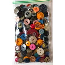 200 Multi Color Flat Sewing Button Lot Assorted Colors and Styles - #3 vn