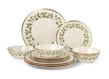 893172 Holiday 12-Piece Plate and Bowl Set, Christmas Dinnerware, Hosting