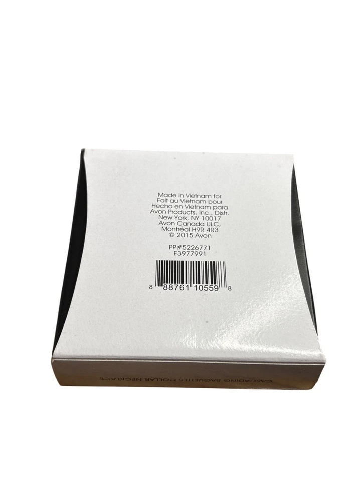 雅芳级联长方形领项链水钻全新带盒 — 第 3/3 张图片